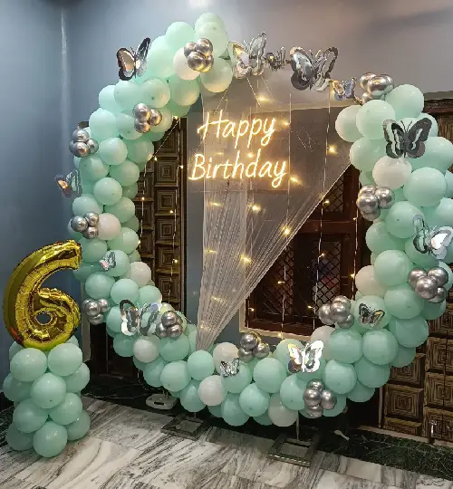 Team of Good Events Balloon Decoration setting up balloon decor